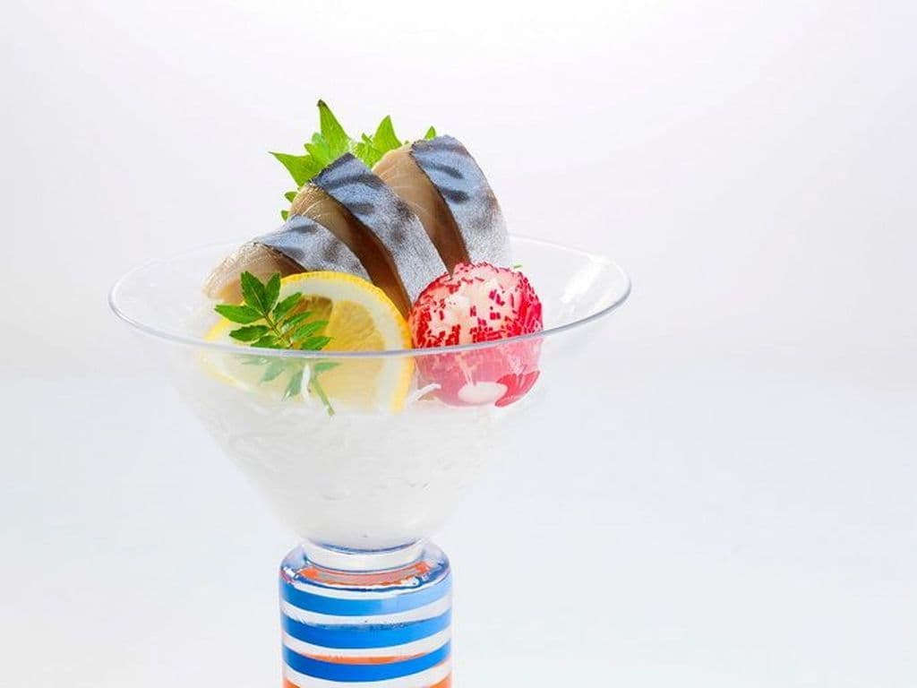 Mackerel Sashimi (5 pcs)
