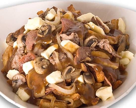 Poutine Québécoise / Quebecois Poutine