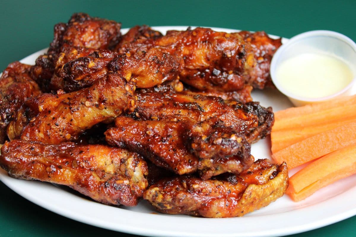 Jumbo Chicken Wings (16 Wings)