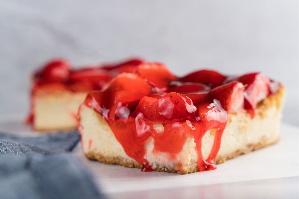 Strawberry Cheesecake Square