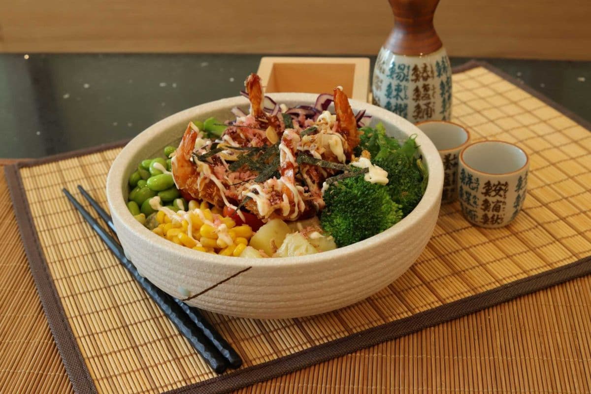 C05. Coconut Shrimp Poke Bowl