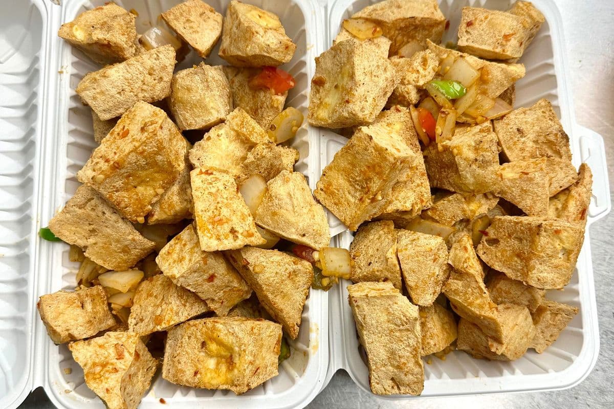 V11. Tofu au sel et poivre / Salt and Pepper Tofu