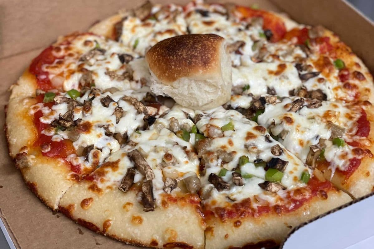 10" Build Your Own Four-Topping Pizza