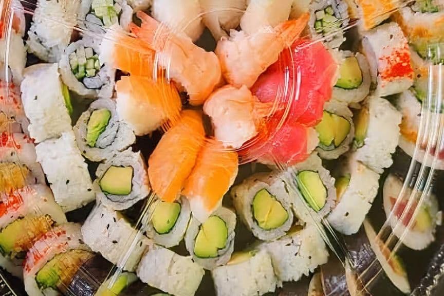 Combo sushi (76 mcx) / Sushi Combo (76 Pcs)