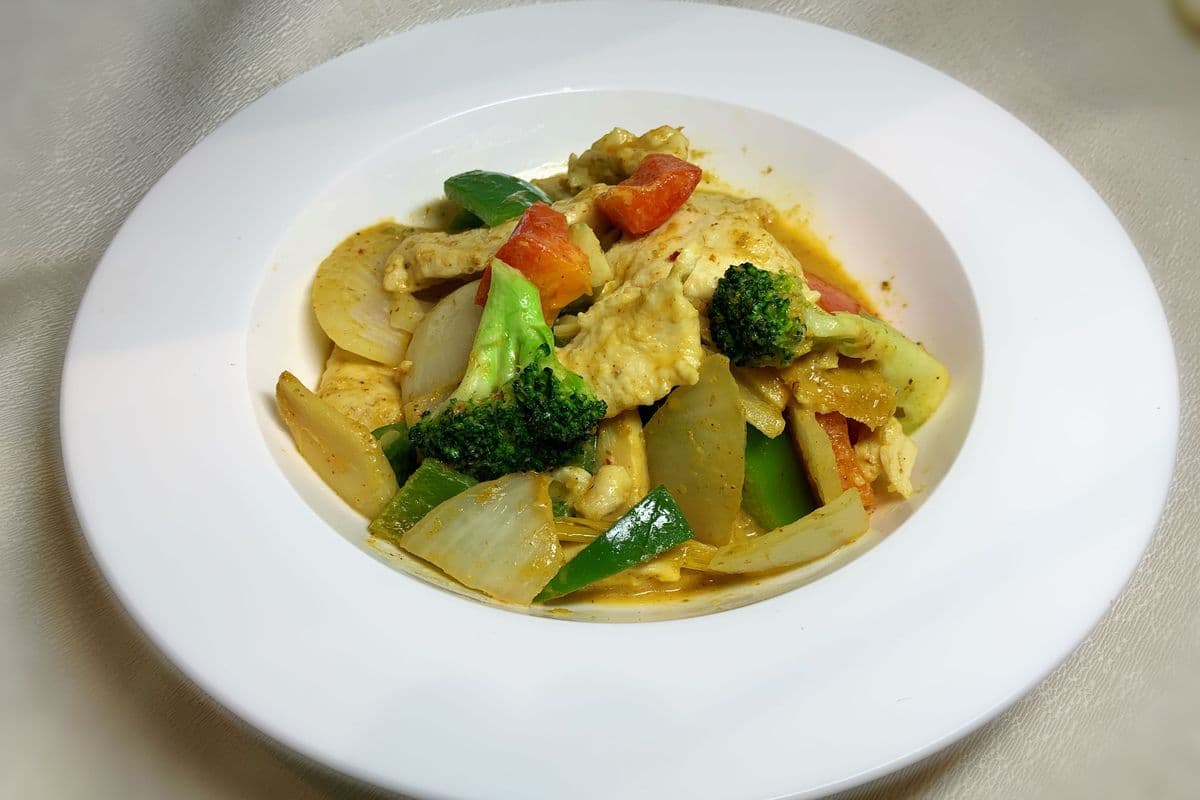 144. Golden Curry