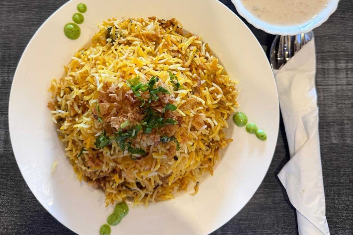 Chicken Dum Biryani 1 + 1 (Regular)