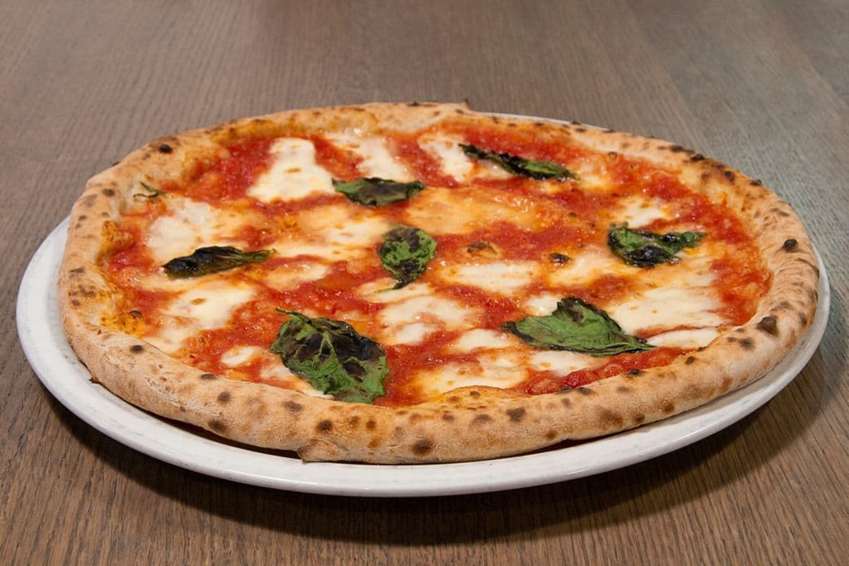 12" Regular Margherita Pizza