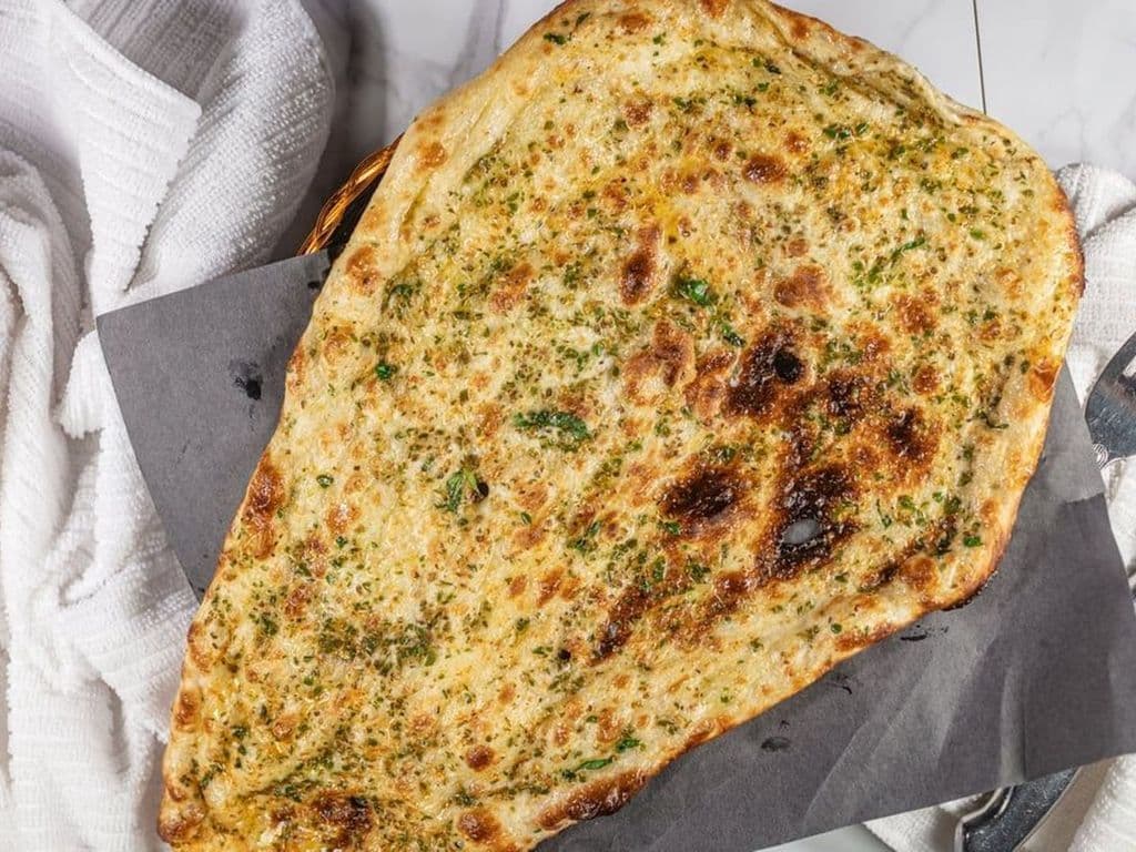 Chilli Garlic Naan