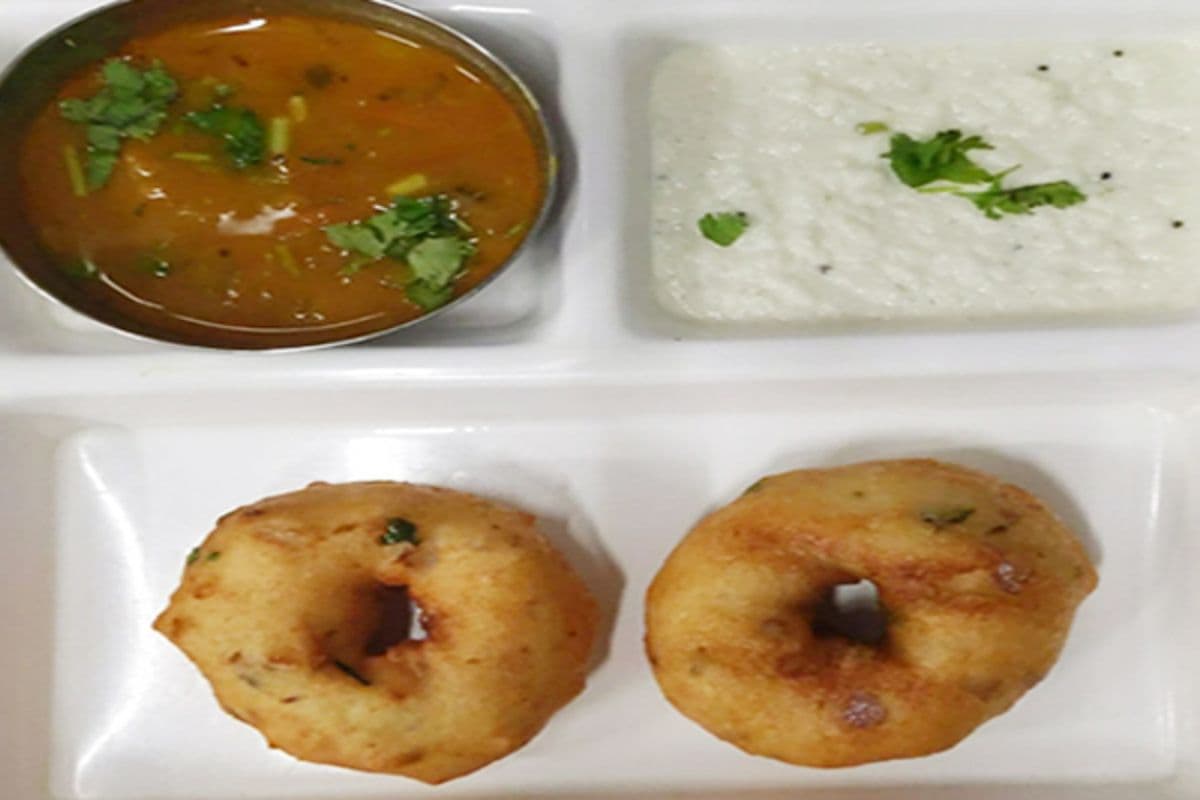 Medu Vada (2 pcs)