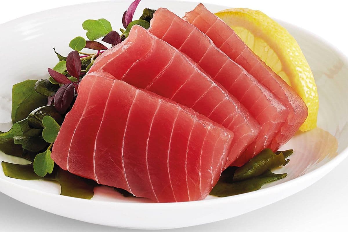 SS3. Maguro (Tuna) Sashimi (3 pcs)