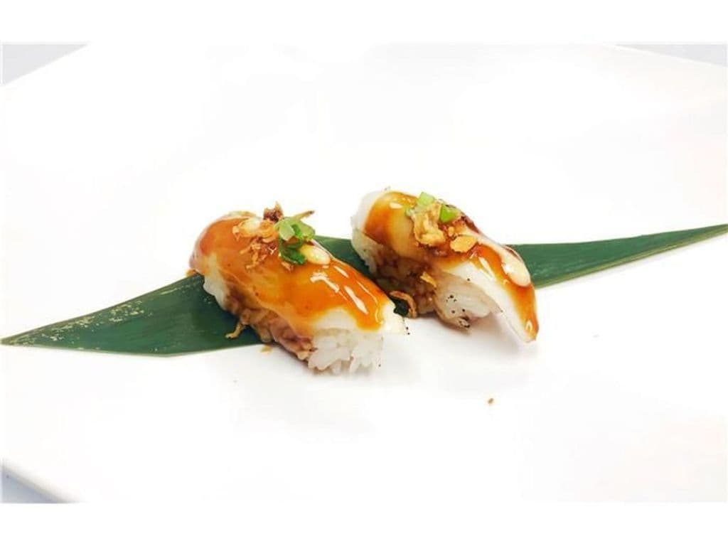Torched Salmon Sushi(2 pcs)