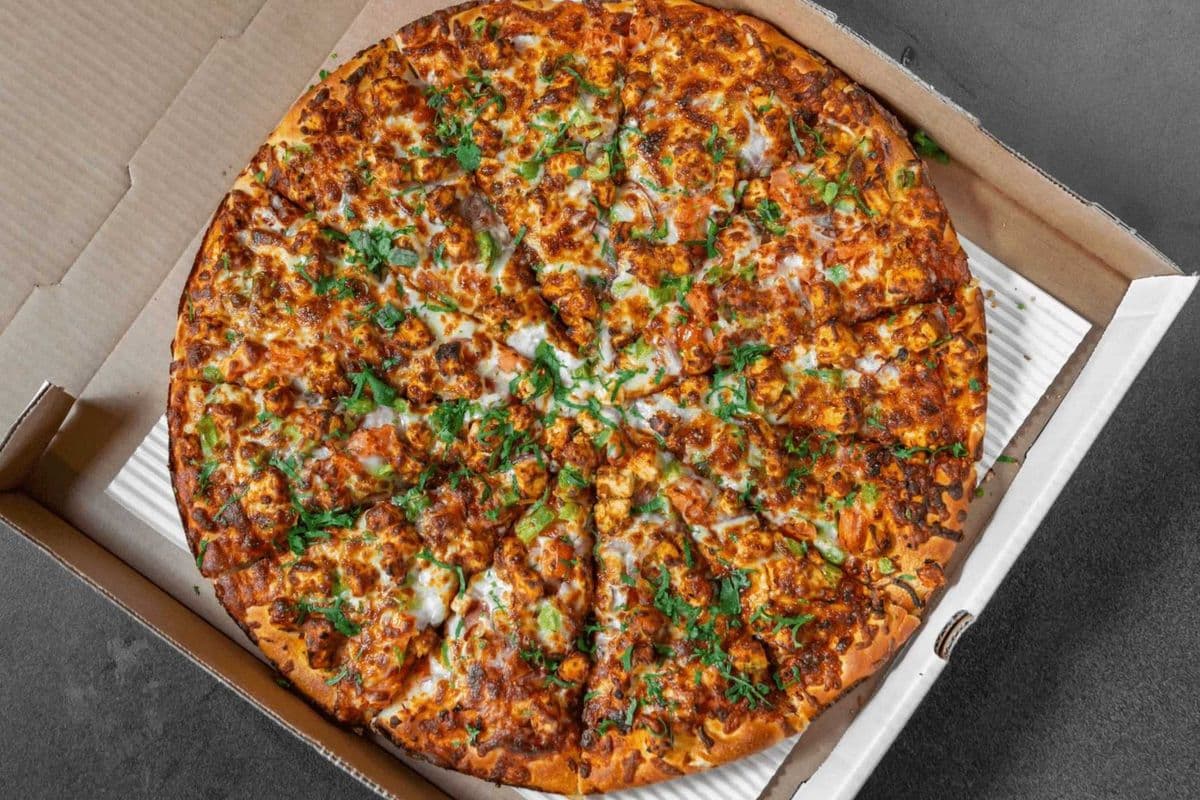 X-Large Butter Chicken Pizza