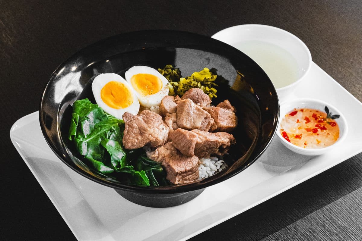 R6. Stewed Pork with Rice