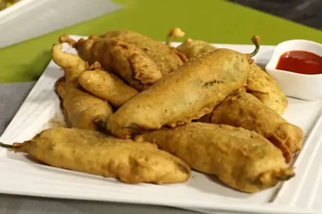 Mirchi Pakora (2 pcs)