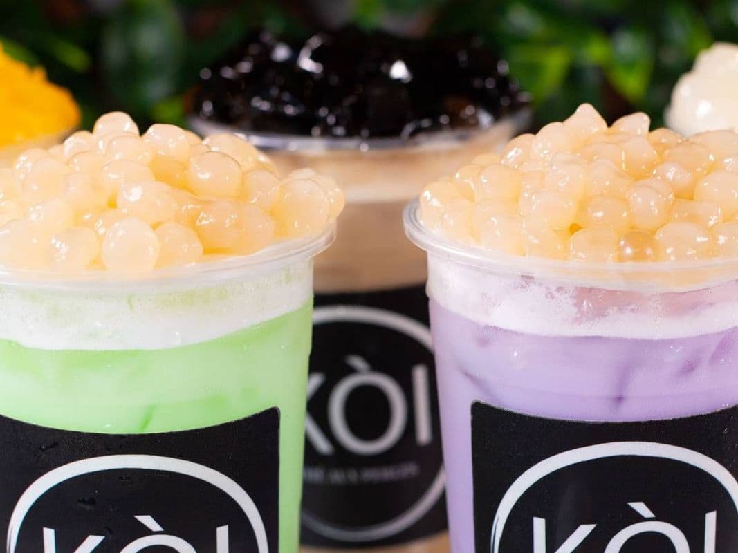 LYCHEE MILK TEA WITH LYCHEE JELLY