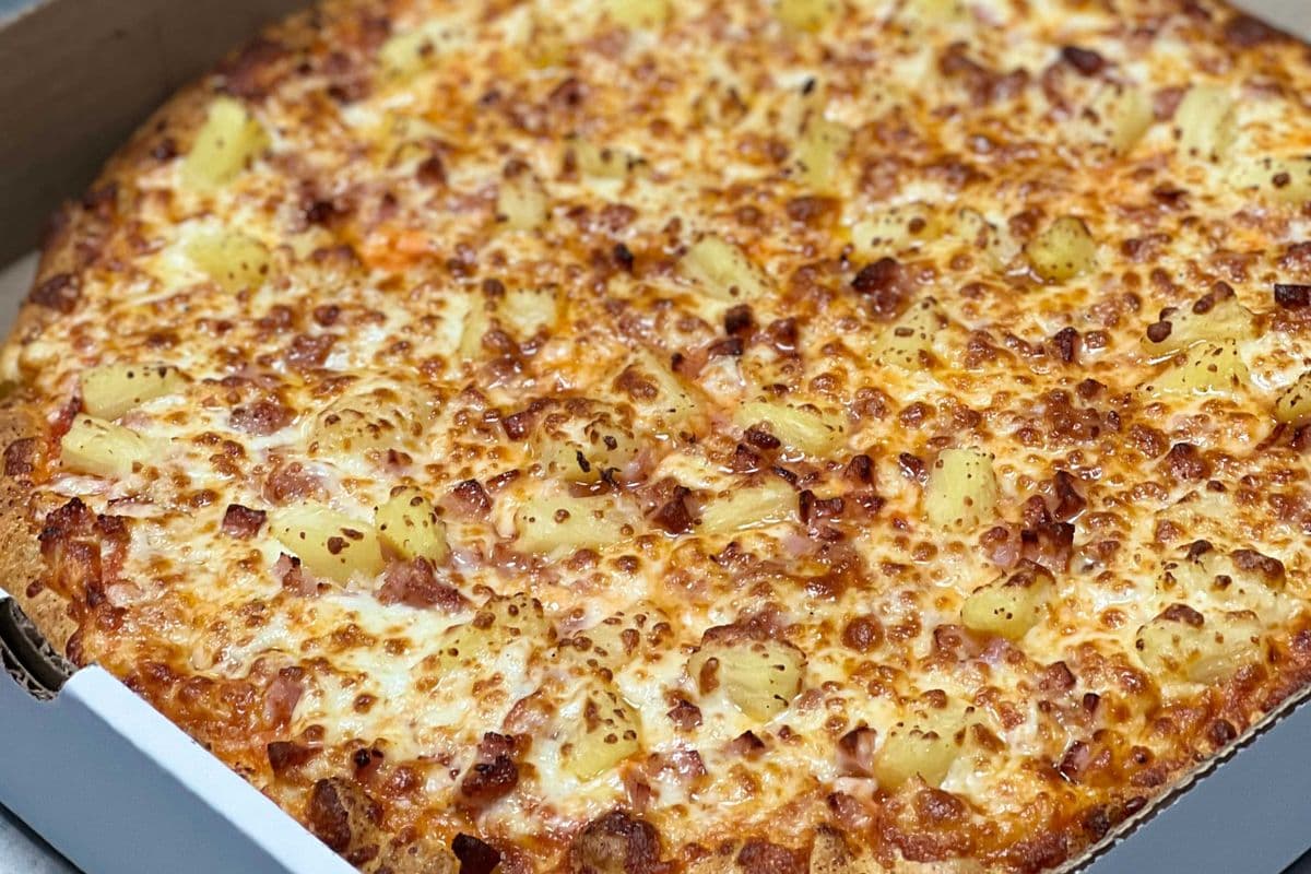 XL Hawaiian Pizza