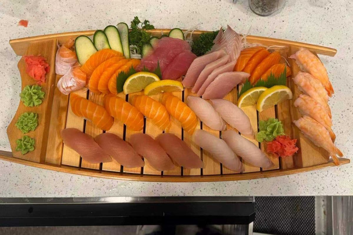 Large Boat Set