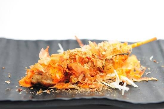 S5. Mentai Chicken  / S5. 烤鸡腿肉佐鱼子酱