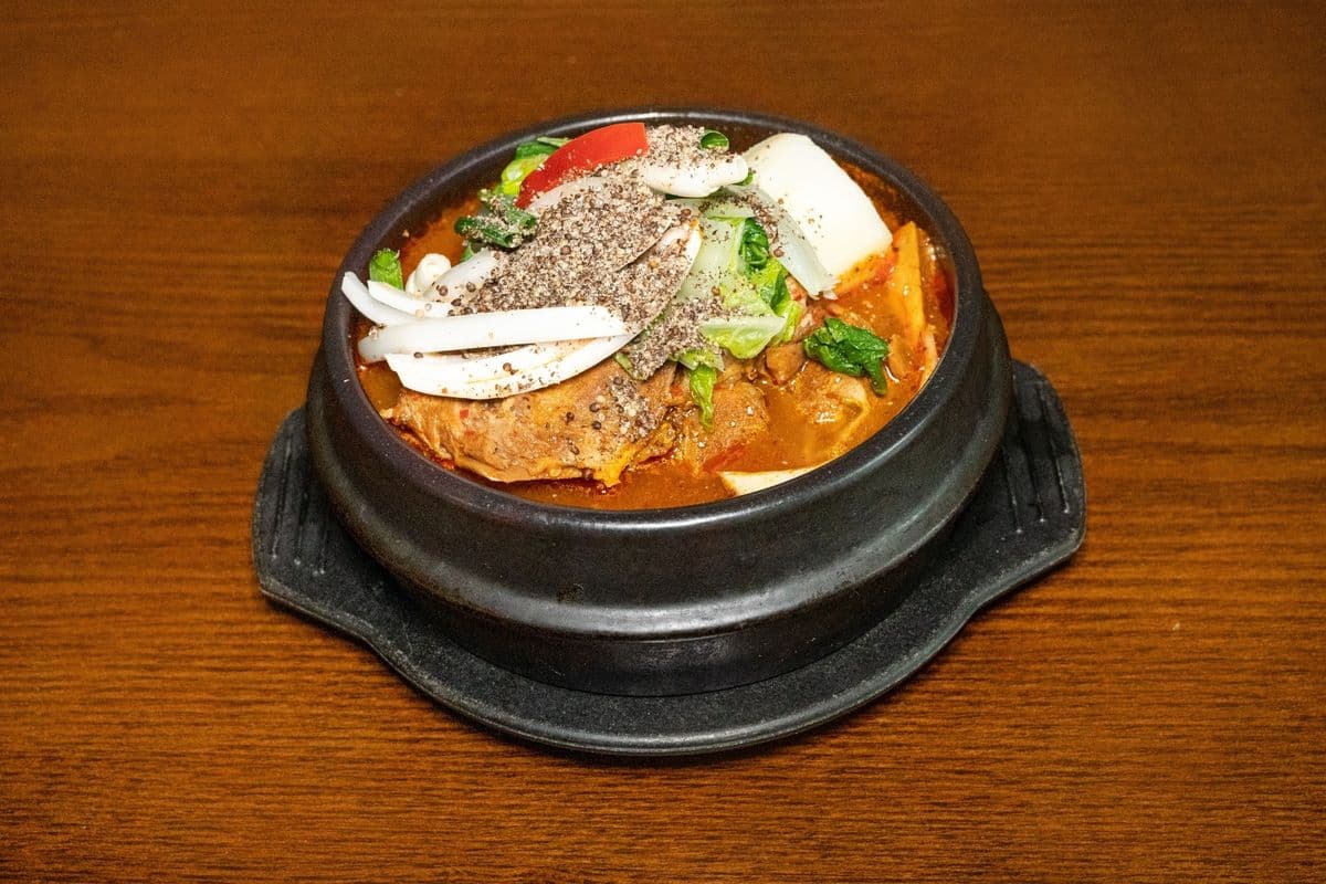 C11. DdookBaeGi GamJaTang 뚝배기 감자탕