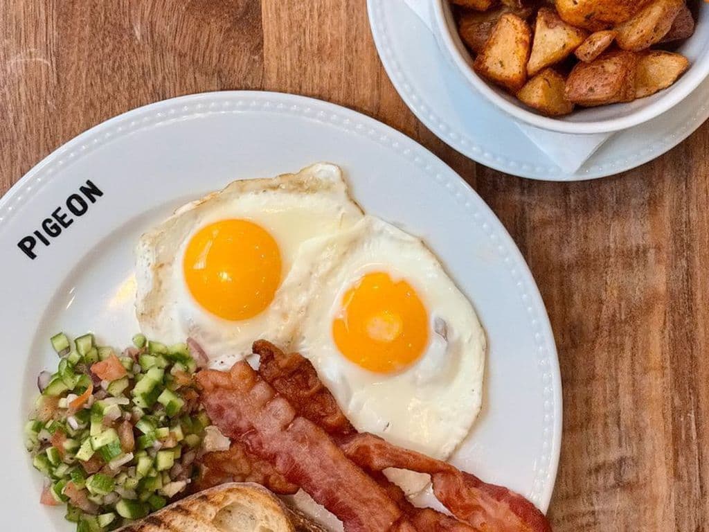 Deux Œufs \ Two Eggs Any Style