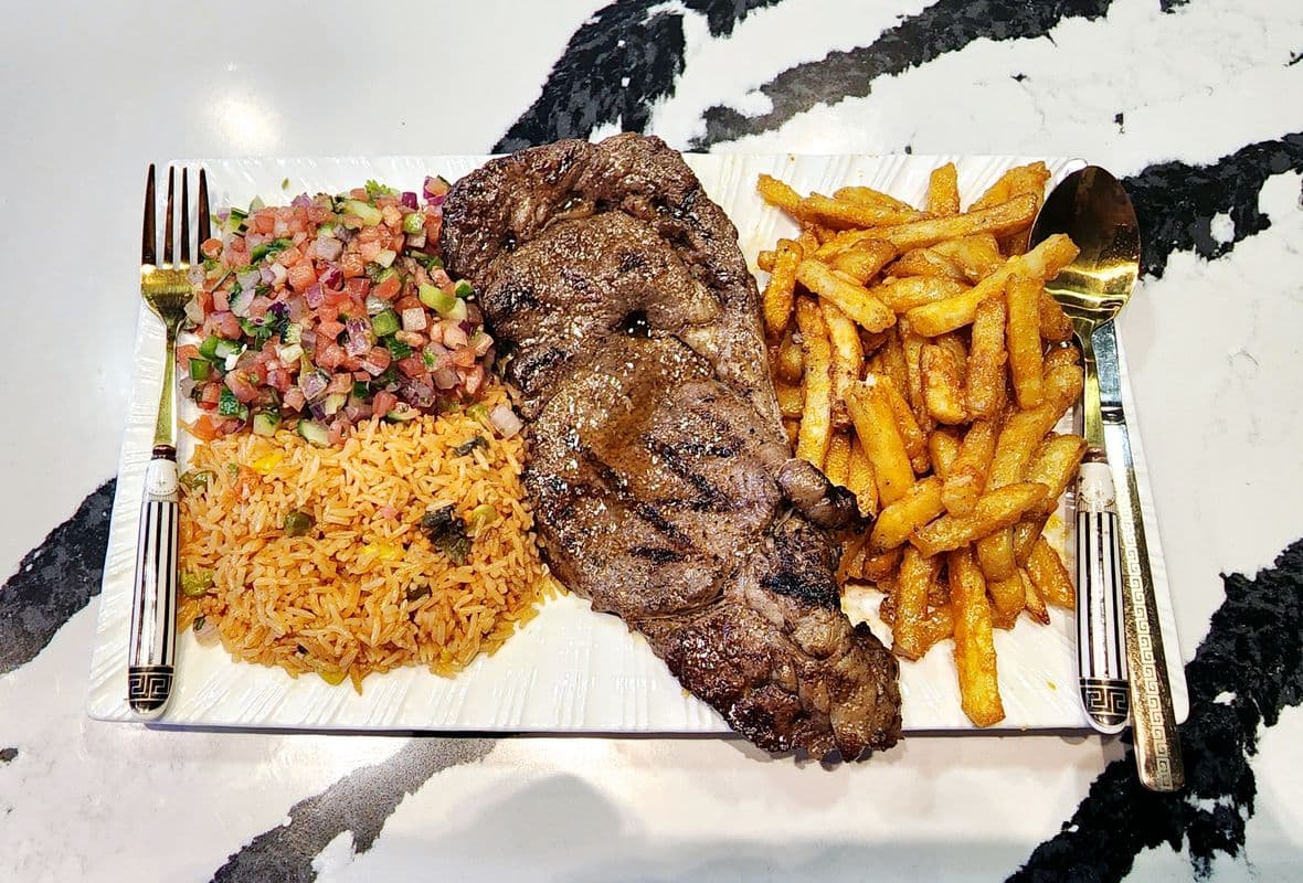 Charcoal Striploin Steak Platter  ❤