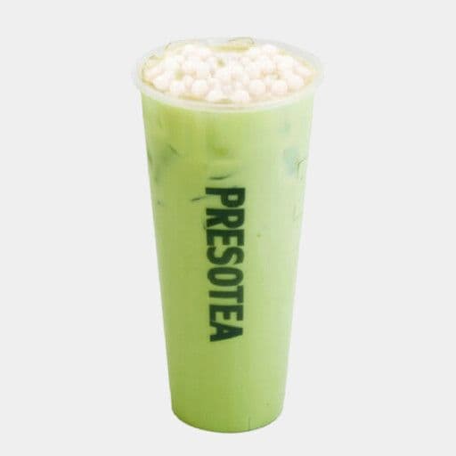 Matcha Milk Tea with White Pearl / Thé au lait Matcha avec perles de tapioca blanches