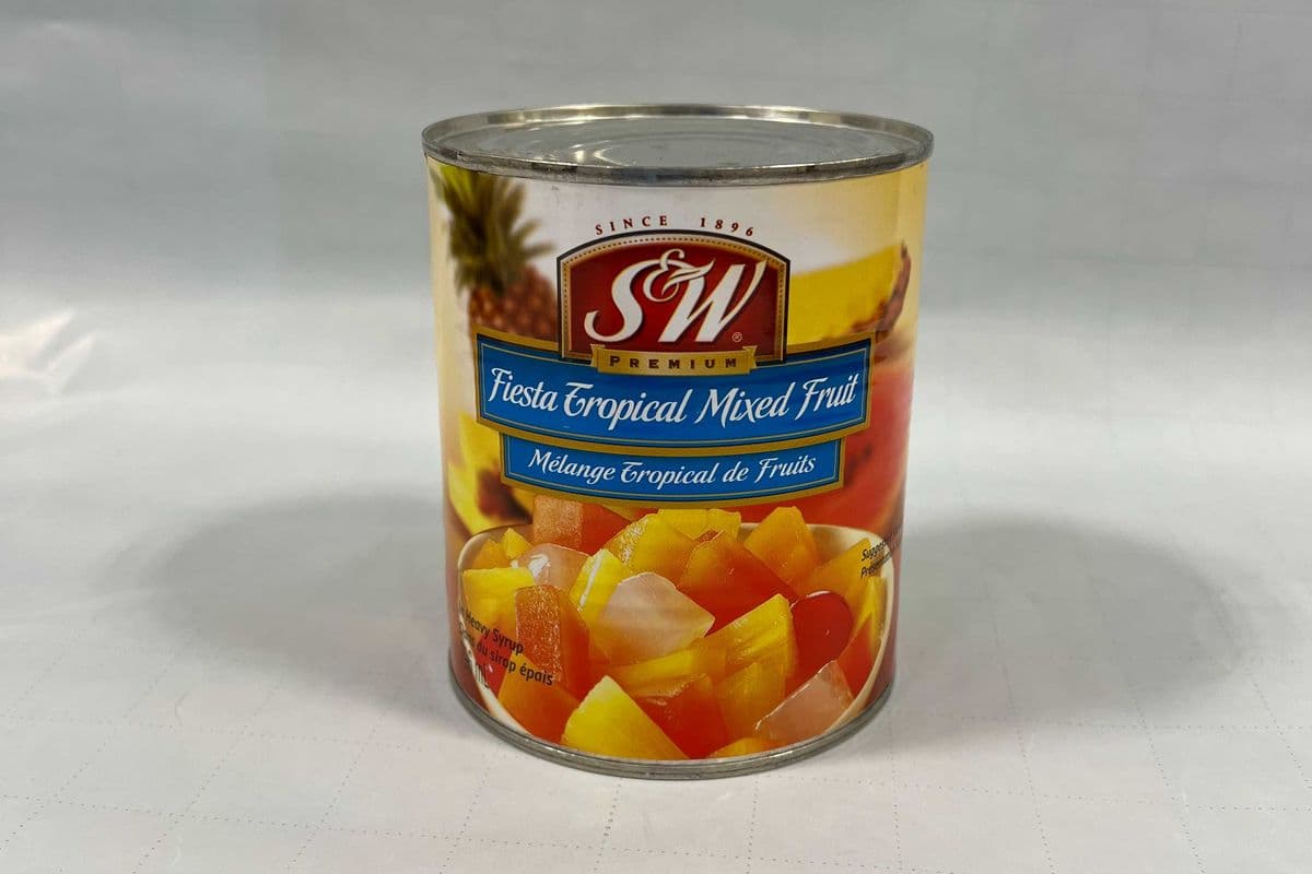 S&W Tropical Fruit (796 ml)