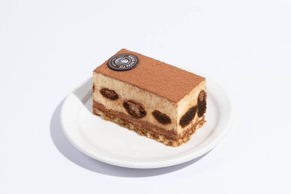 NOUVEAU!   Tiramisu (portion individuelle) /  NEW!  Tiramisu (individual portion)