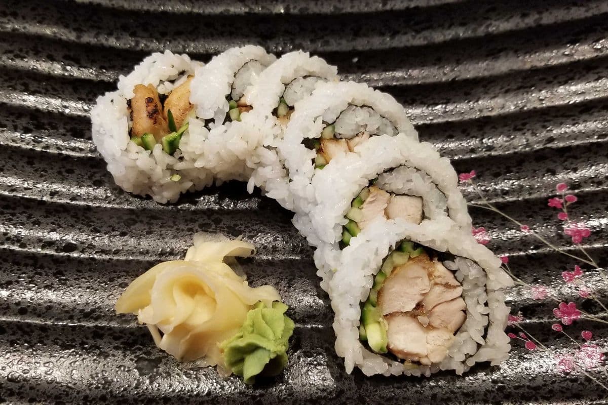 Chicken Roll (6 pcs)