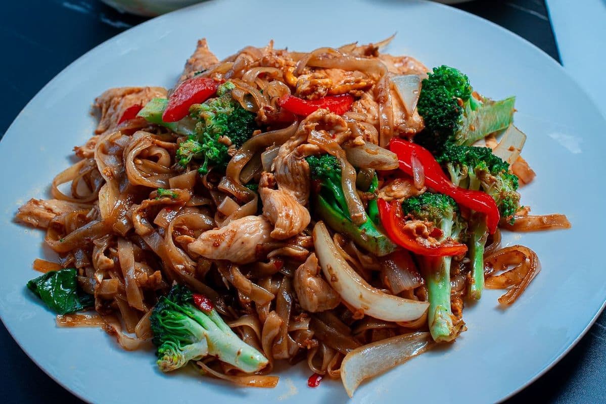 Drunken Noodle