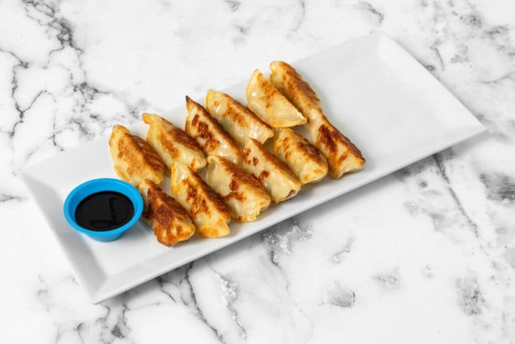 Fried Dumplings (12 pcs)