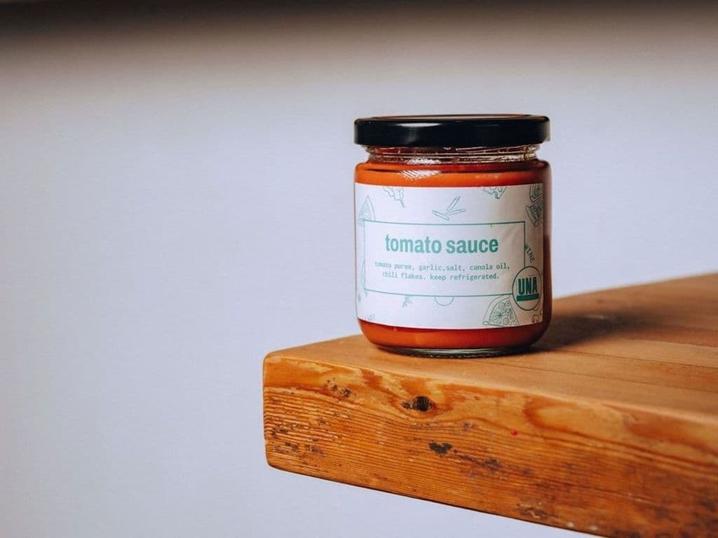 jar tomato sauce
