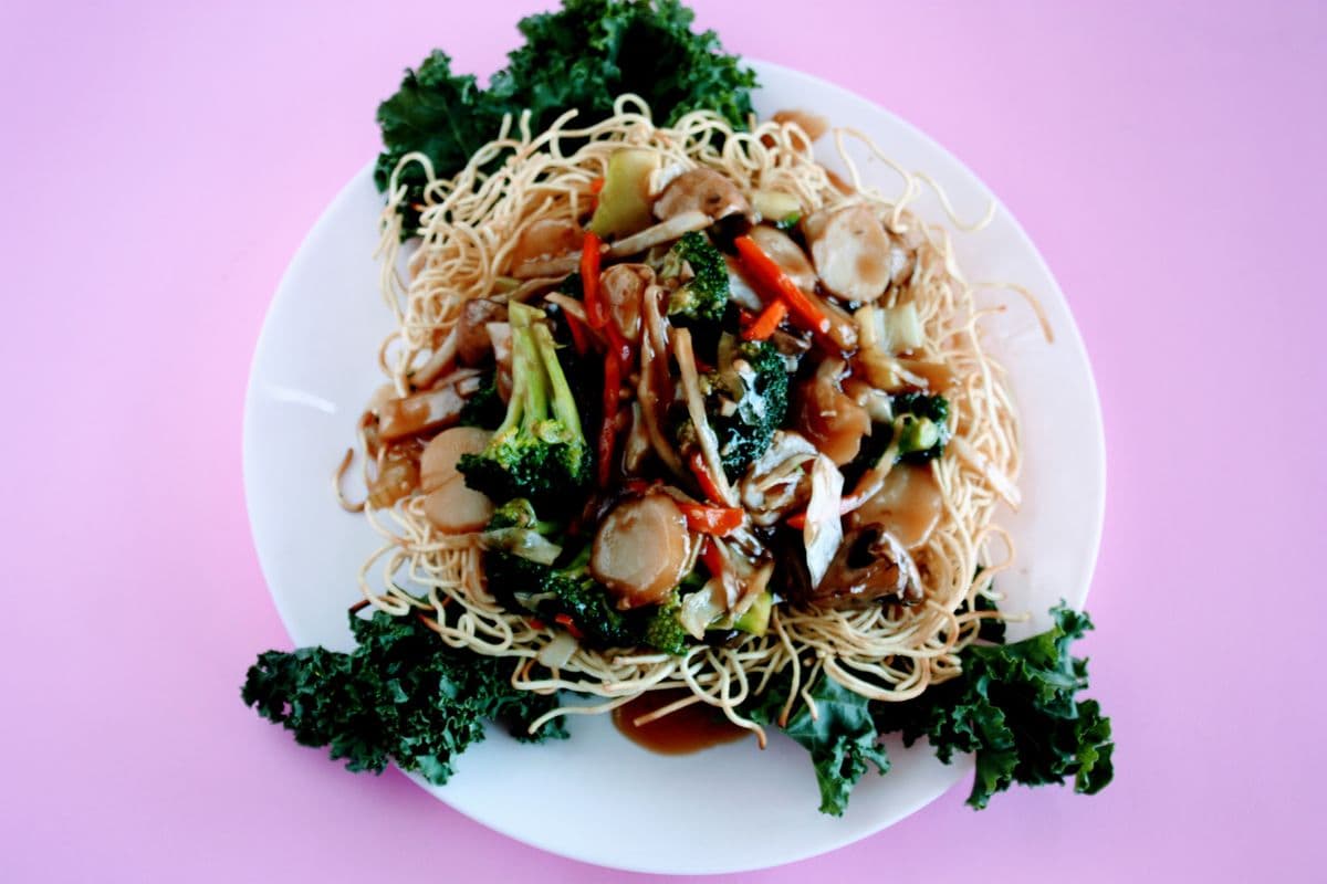 Vegetable Cantonese Chow Mein