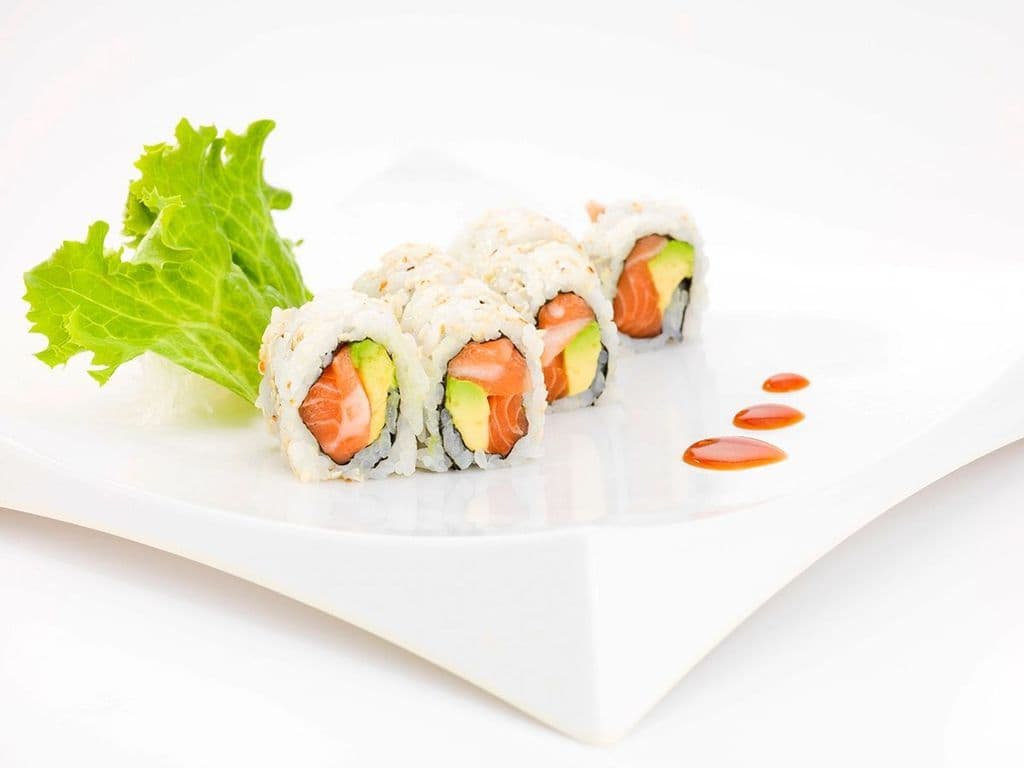 93.Salmon & Avocado Roll