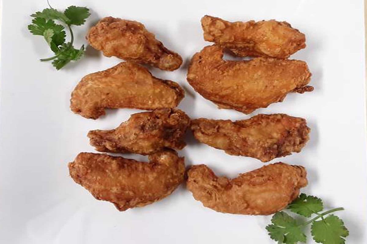 40. Fried Chicken Wings (3 pcs)