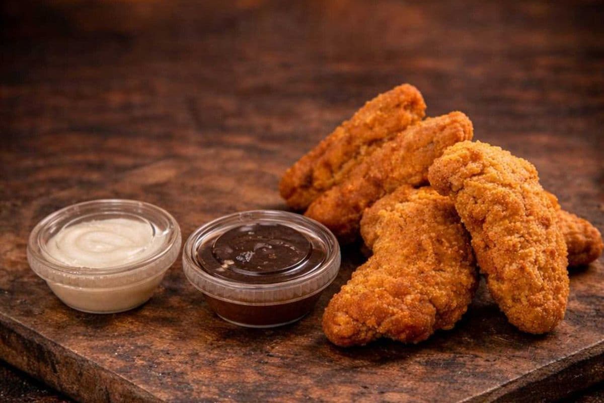 Diplo Poulet Frite / Diplo Fried Chicken Breast (?  Pieces)