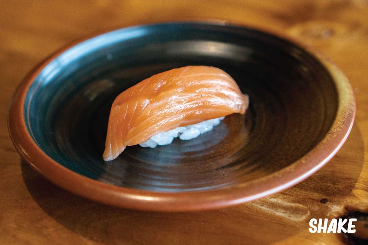 Shake Nigiri (1 pc)