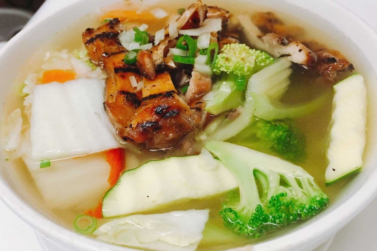 PGL🍜🥗🐔 Soupe Tonkinoise au poulet grillé et légumes / Grilled Chicken and Vegetables Tonkinese Soup