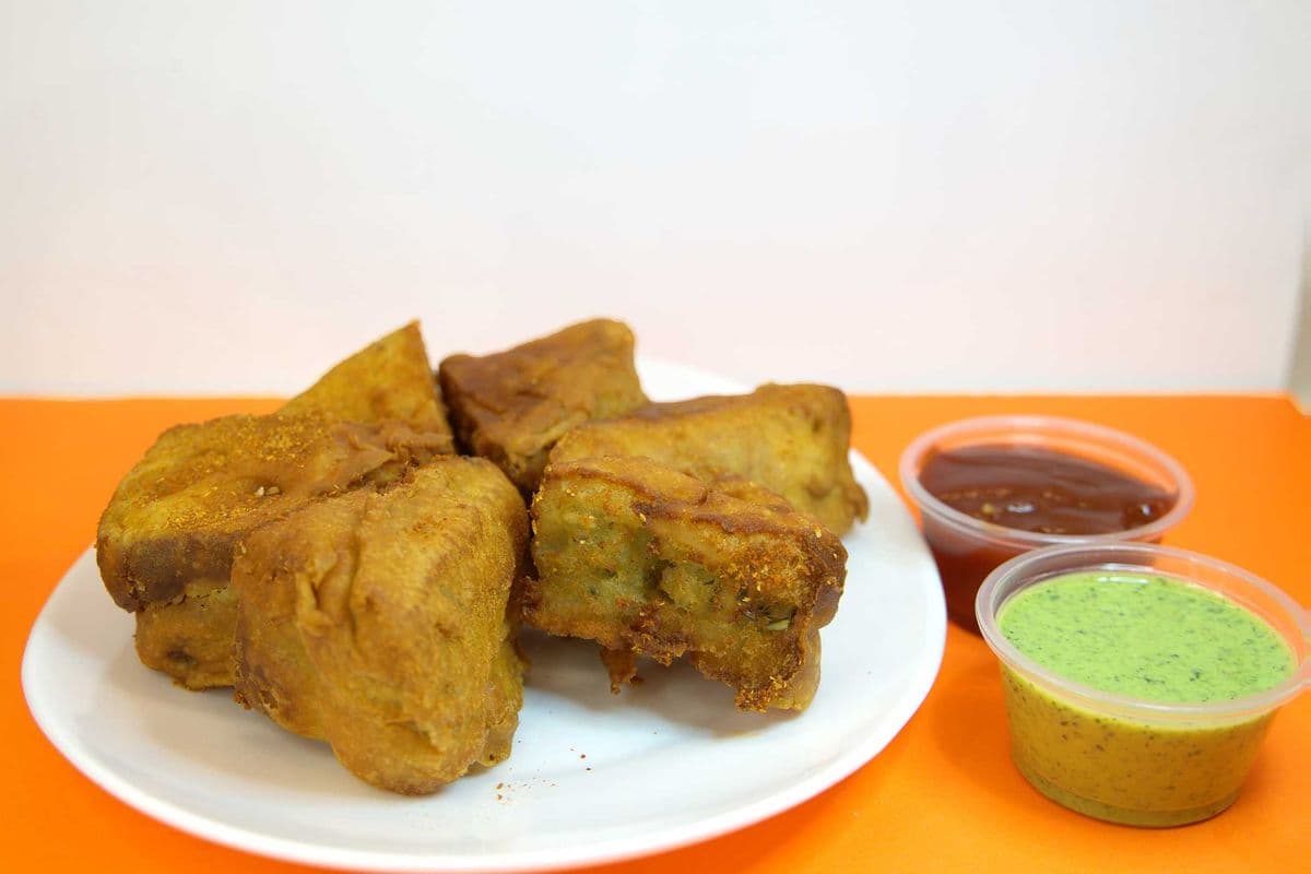 BOGO Bread Pakore