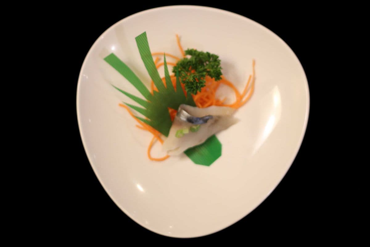 Saba Sashimi (4 pcs)