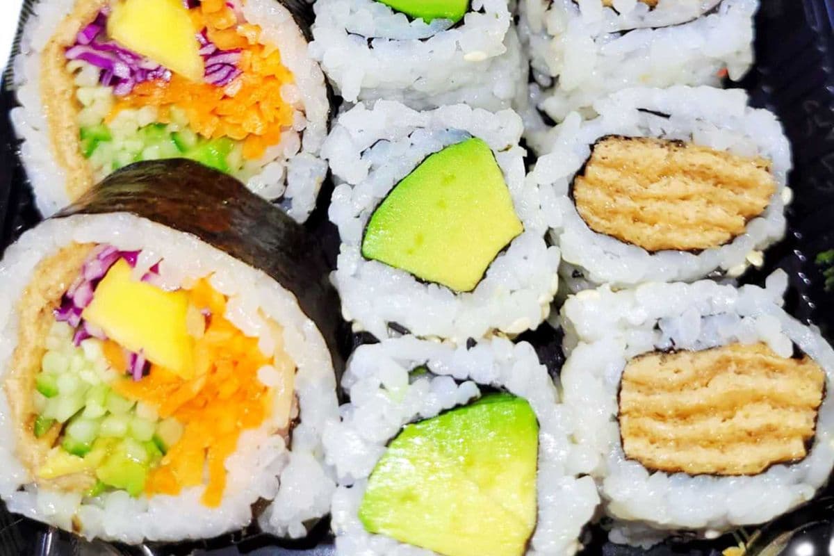 I14. Veggie Maki Combo (17pcs)