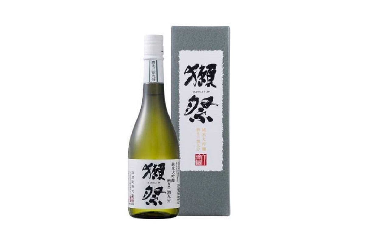 Dassai 39 Junmai Daiginjo Sake (720 ml Bottle) (1 x 720 ml)