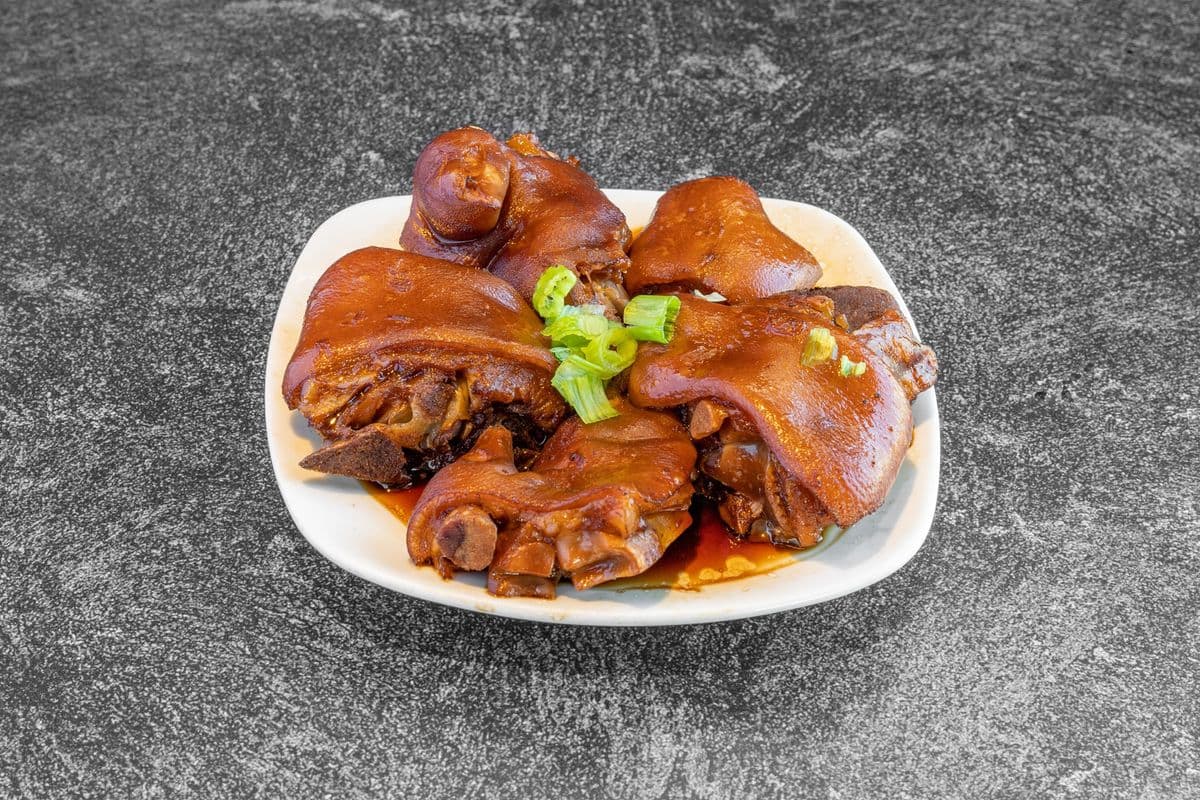 E15. Marinated Pork Hock