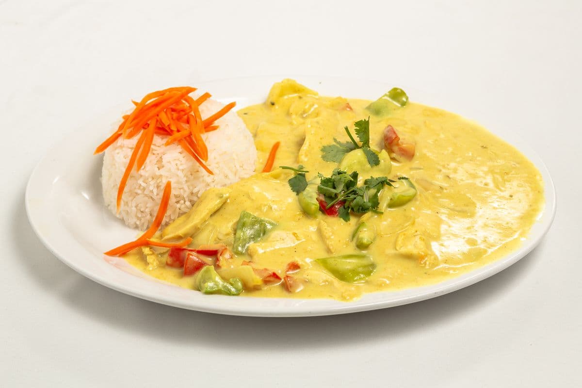 T2. Chicken with Red, Green, or Yellow Curry