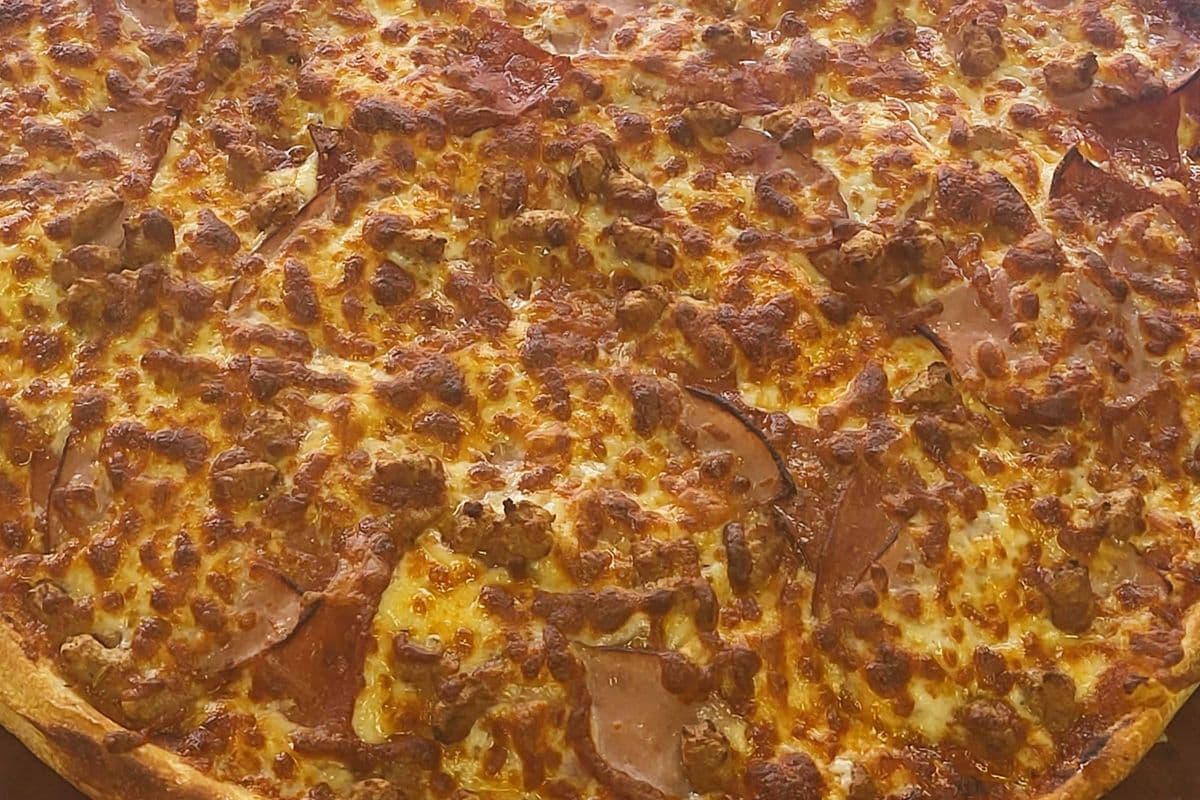14" Large BC Favourite Pizza