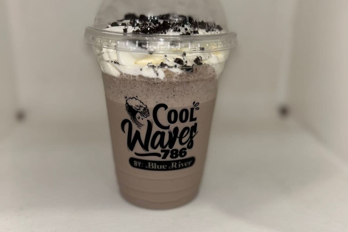 Oreo Milkshake (16oz)