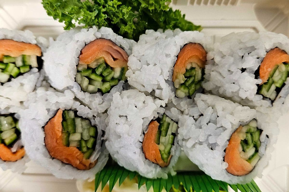 Smoked Salmon Roll