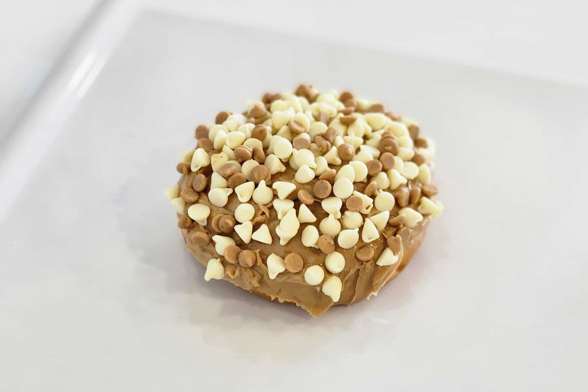 Nutter Butter Donut (1 pc)