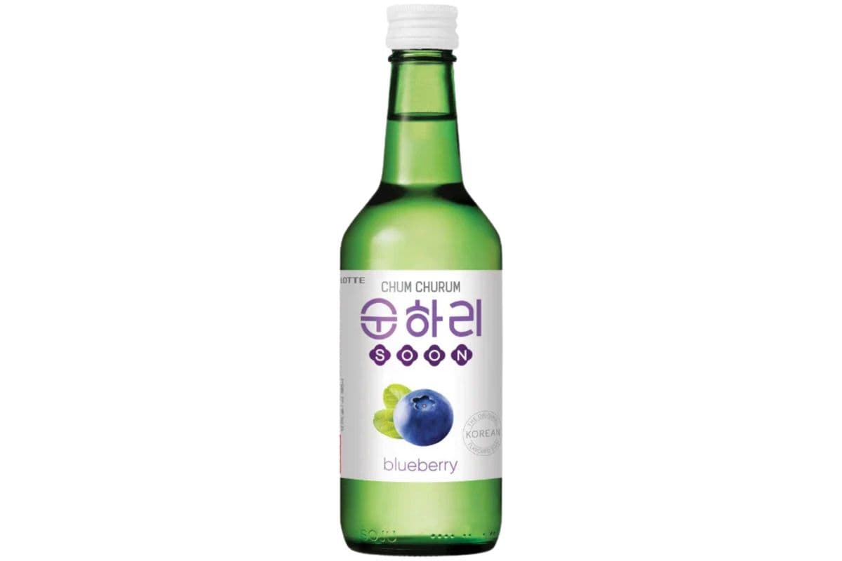 212608 - Chum Churum Blueberry Soju (1 x 360ml)