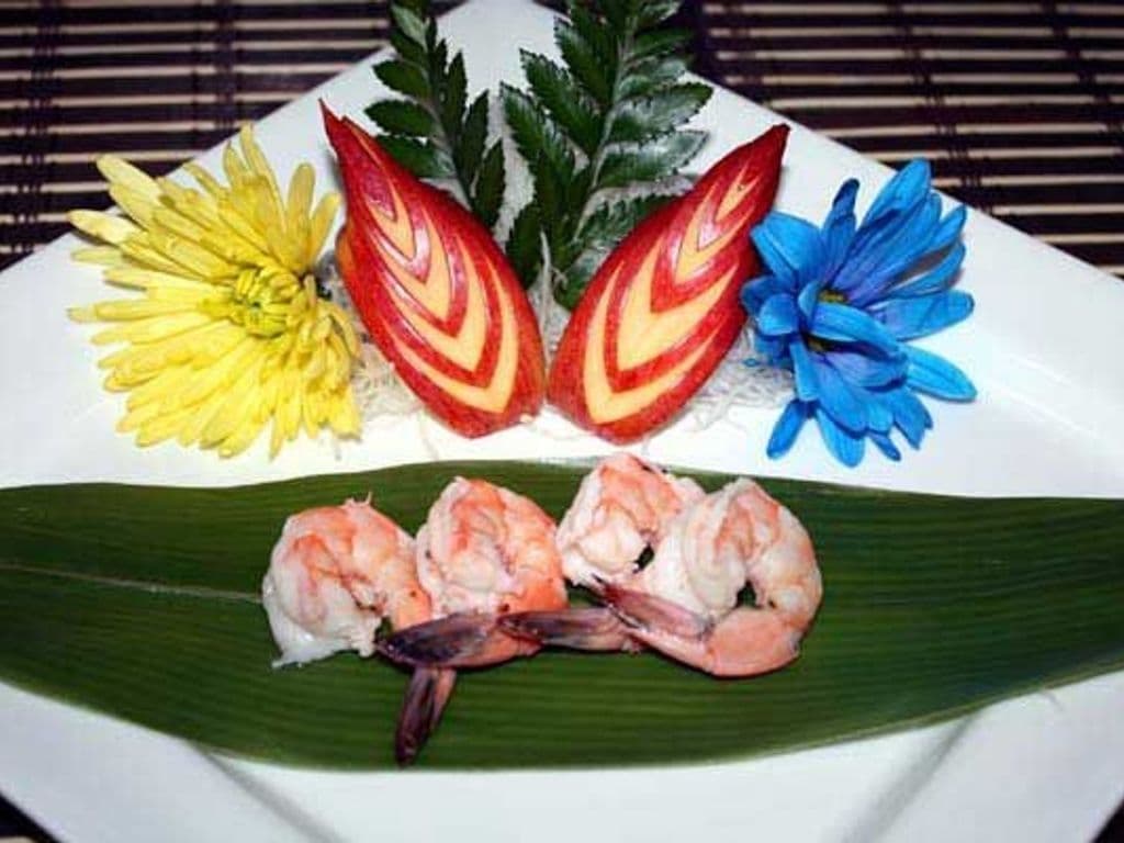 38B. Steamed Cold Shrimp (10pcs)
